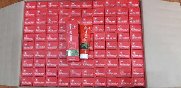 Sữa Rửa Mặt Tinh Dầu Thông Đỏ Red Pine Gold Hàn Quốc (130 ml/ hộp)