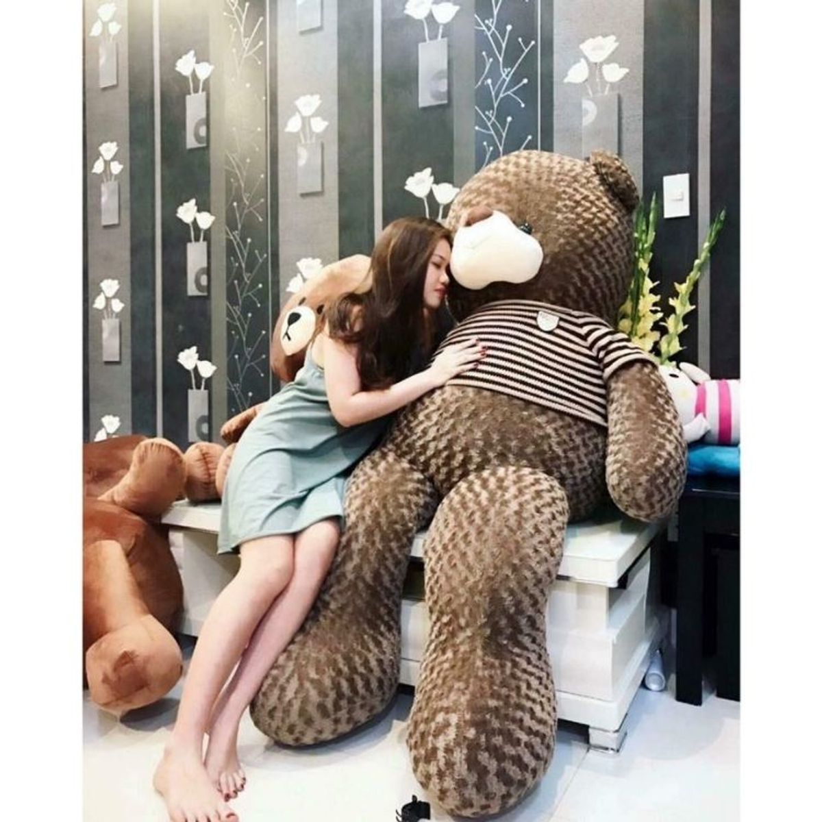 Gấu bông Teddy, gối ôm hình thú nhồi bông siêu to khổng lồ 95cm-1m8 Gấu bông Teddy, gối ôm hình thú nhồi bông siêu to khổng lồ 95cm-1m8