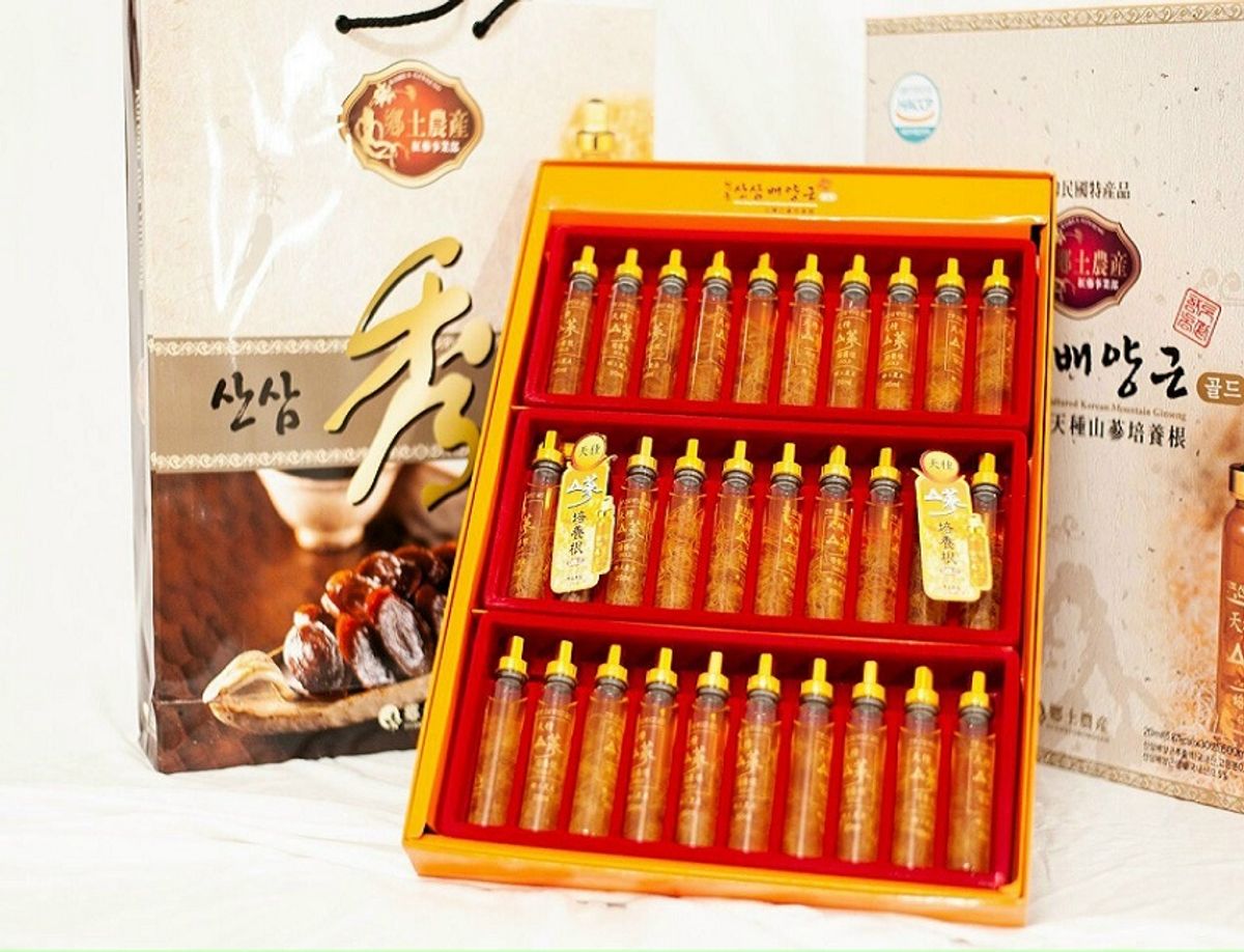 Tinh chất hồng sâm núi Cheon Jong Tissue hộp 30 ống 20ml cao cấp Tinh chất hồng sâm núi Cheon Jong Tissue hộp 30 ống 20ml cao cấp