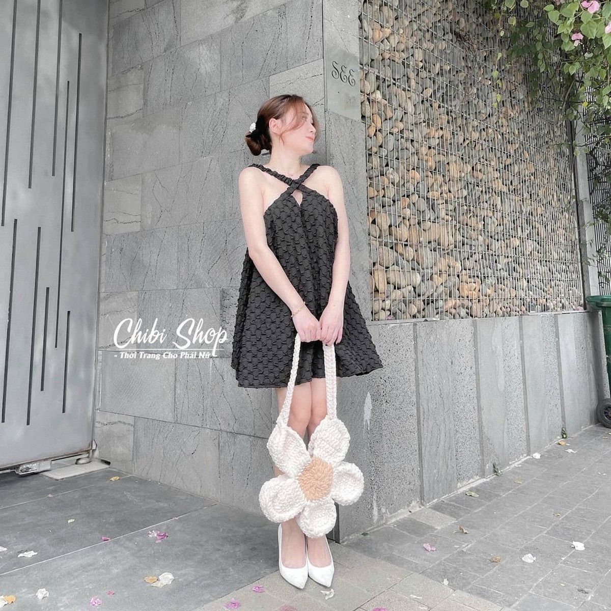 Đầm maxi đi biển cổ yếm dây chéo, hở vai thả dáng siêu xinh giá sỉ - giá bán buôn Đầm maxi đi biển cổ yếm dây chéo, hở vai thả dáng siêu xinh giá sỉ - giá bán buôn