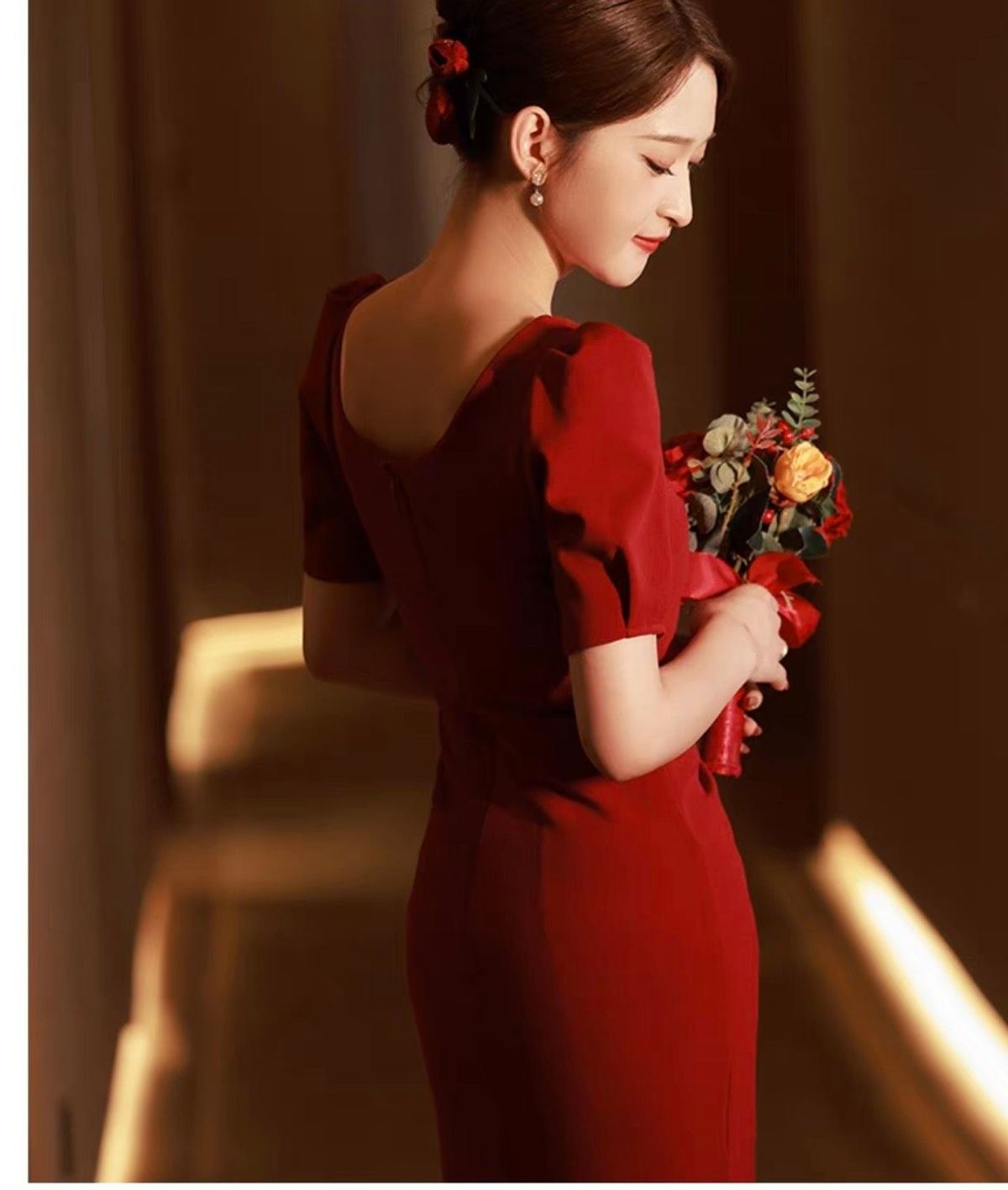 ĐẦM ÔM CỔ TRÒN NHÚN EO – DT1686 ĐẦM ÔM CỔ TRÒN NHÚN EO – DT1686