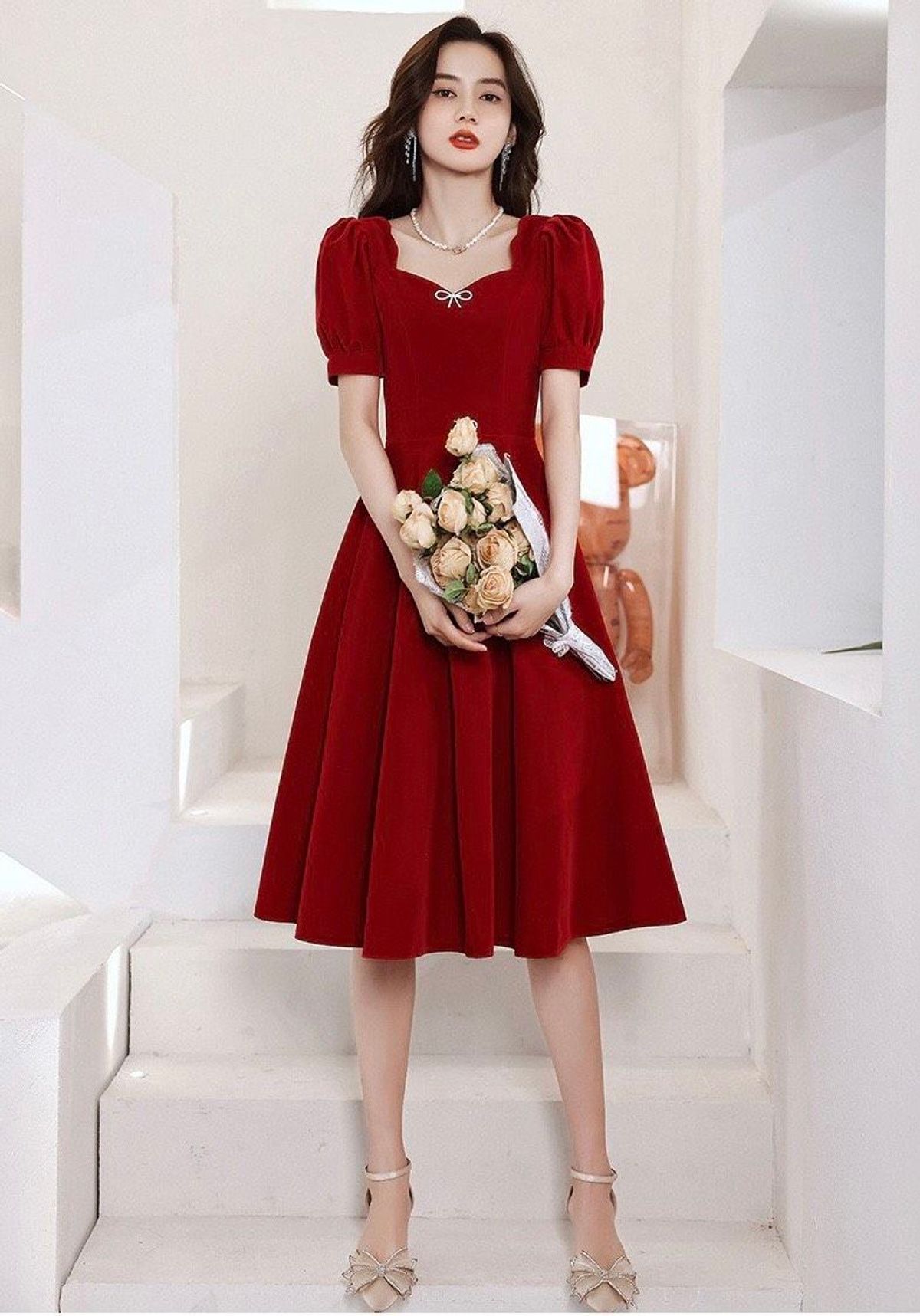 ĐẦM XÒE ĐỎ TAY PHỒNG PHỤ KIỆN NƠ – DT1706 ĐẦM XÒE ĐỎ TAY PHỒNG PHỤ KIỆN NƠ – DT1706