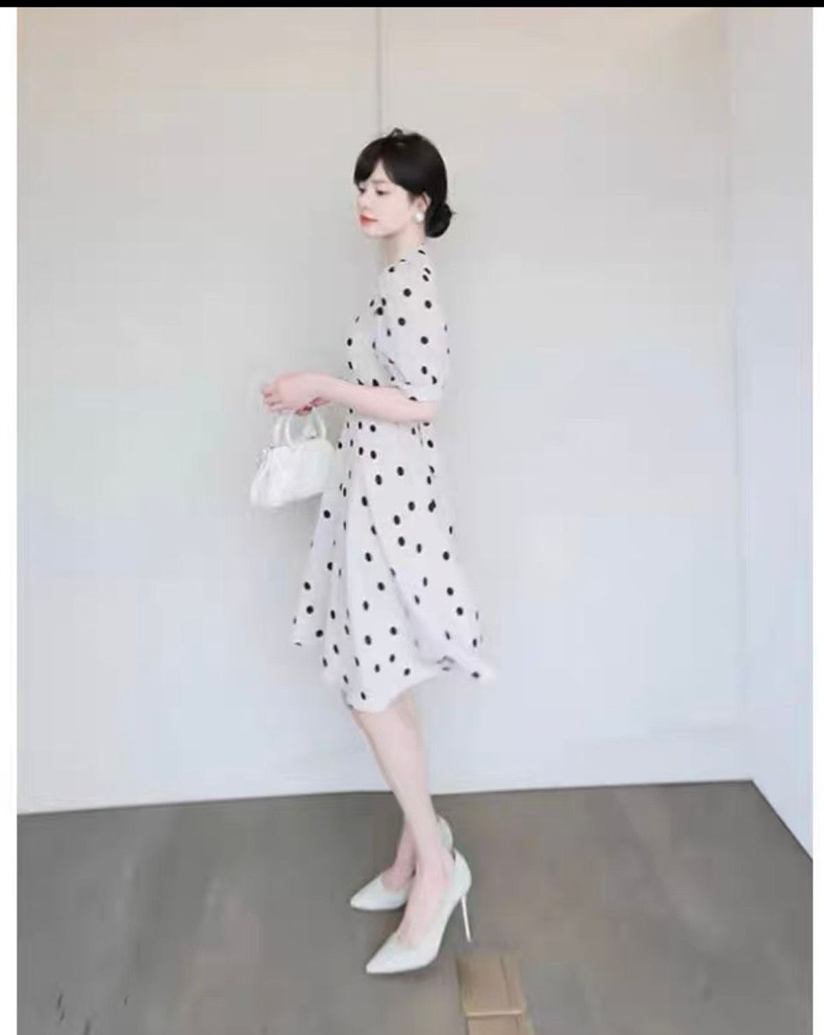 ĐẦM XÒE CHẤM BI CỔ TRỤ – DT1716 ĐẦM XÒE CHẤM BI CỔ TRỤ – DT1716