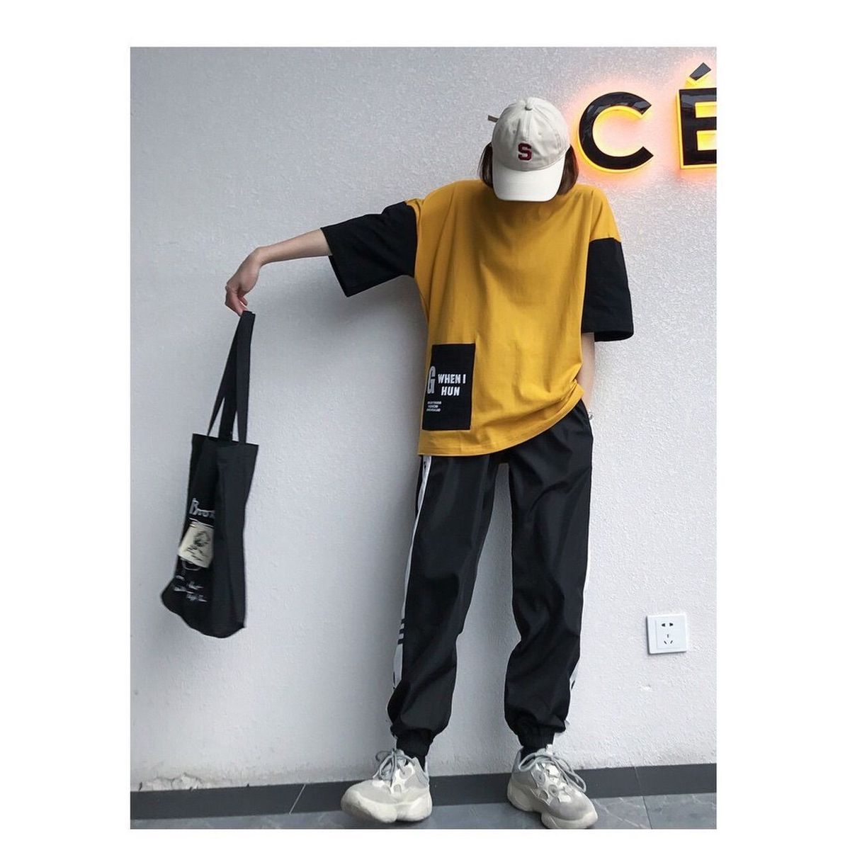 Áo thun unisex mẫu hot tay lỡ phông rộng Nam Nữ TÚI BỰ (4 MÀU) áo thun ăn mày . Áo thun unisex mẫu hot tay lỡ phông rộng Nam Nữ TÚI BỰ (4 MÀU) áo thun ăn mày .