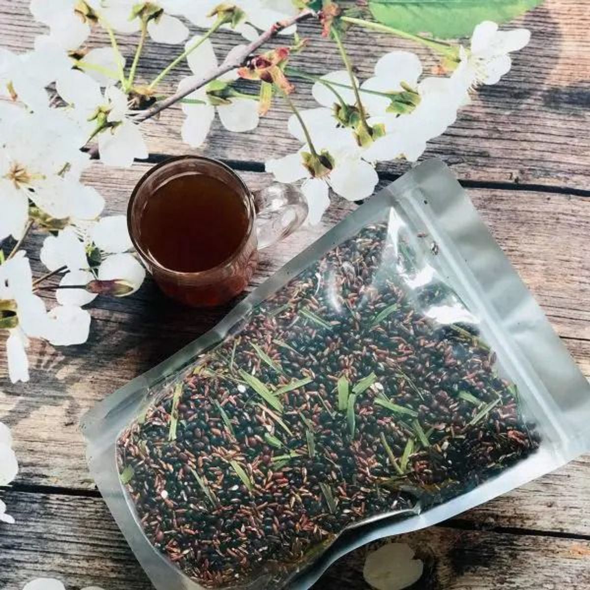 TRÀ GẠO LỨC ĐẬU ĐEN LÁ DỨA DƯỠNG DA ĐẸP DÁNG 1KG - WINNIE HOUSE TRÀ GẠO LỨC ĐẬU ĐEN LÁ DỨA DƯỠNG DA ĐẸP DÁNG 1KG - WINNIE HOUSE
