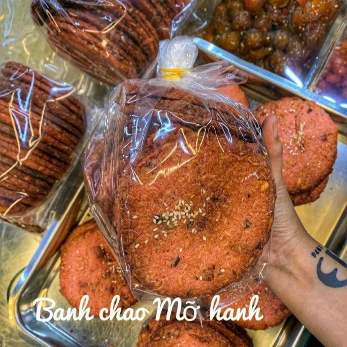 BÁNH CHAO TUỔI THƠ GỢI NHỚ QUÊ HƯƠNG TÂM HỒN NGƯỜI CON XA XỨ 500G - WINNIE HOUSE BÁNH CHAO TUỔI THƠ GỢI NHỚ QUÊ HƯƠNG TÂM HỒN NGƯỜI CON XA XỨ 500G - WINNIE HOUSE
