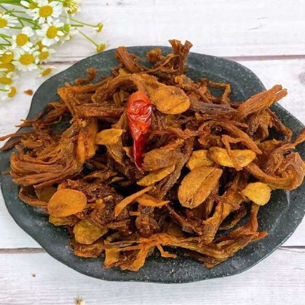 KHÔ HEO CHÁY TỎI BAO NGHIỆN 300G - WINNIE HOUSE KHÔ HEO CHÁY TỎI BAO NGHIỆN 300G - WINNIE HOUSE