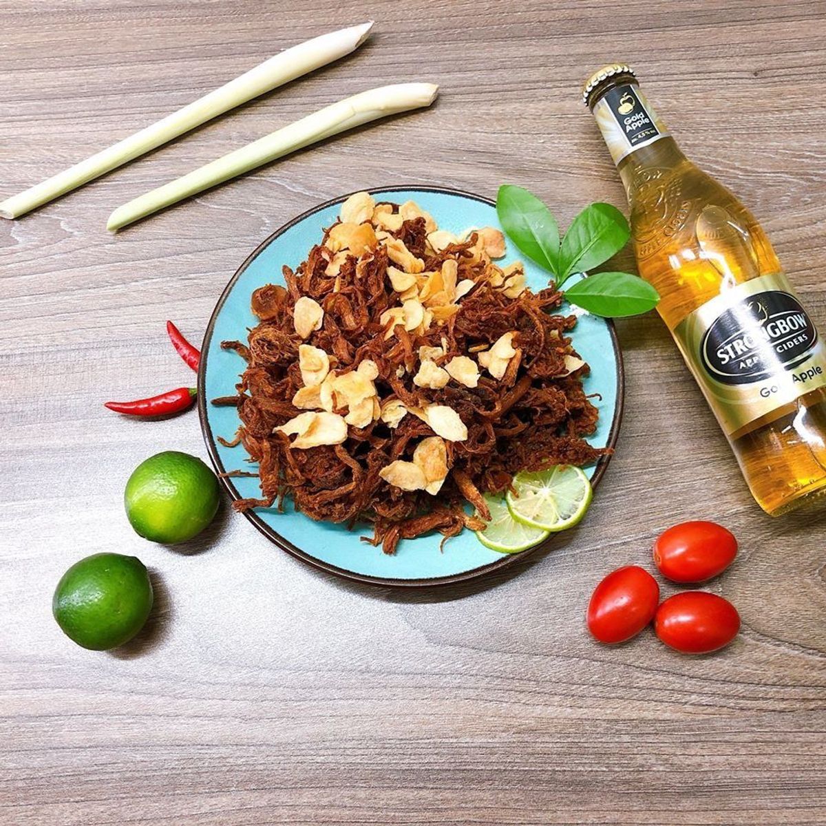 KHÔ HEO CHÁY TỎI BAO NGHIỆN 300G - WINNIE HOUSE KHÔ HEO CHÁY TỎI BAO NGHIỆN 300G - WINNIE HOUSE
