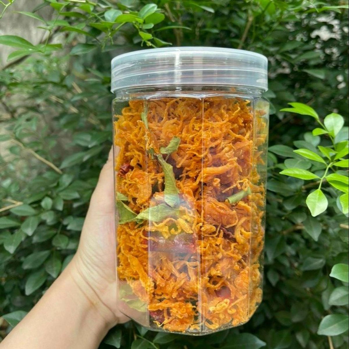 KHÔ GÀ LÁ CHANH BAO NGON - BAO GIÒN - KHÔNG HÔI - KHÔNG BỘT - WINNIE HOUSE KHÔ GÀ LÁ CHANH BAO NGON - BAO GIÒN - KHÔNG HÔI - KHÔNG BỘT - WINNIE HOUSE