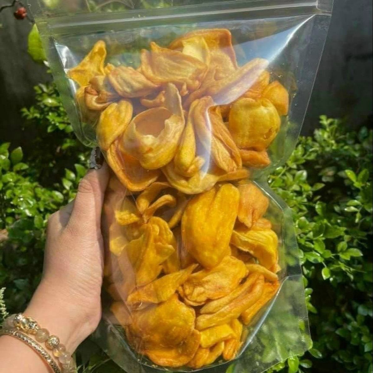 MÍT SẤY GIÒN LOẠI NGON 250G - WINNIE HOUSE MÍT SẤY GIÒN LOẠI NGON 250G - WINNIE HOUSE