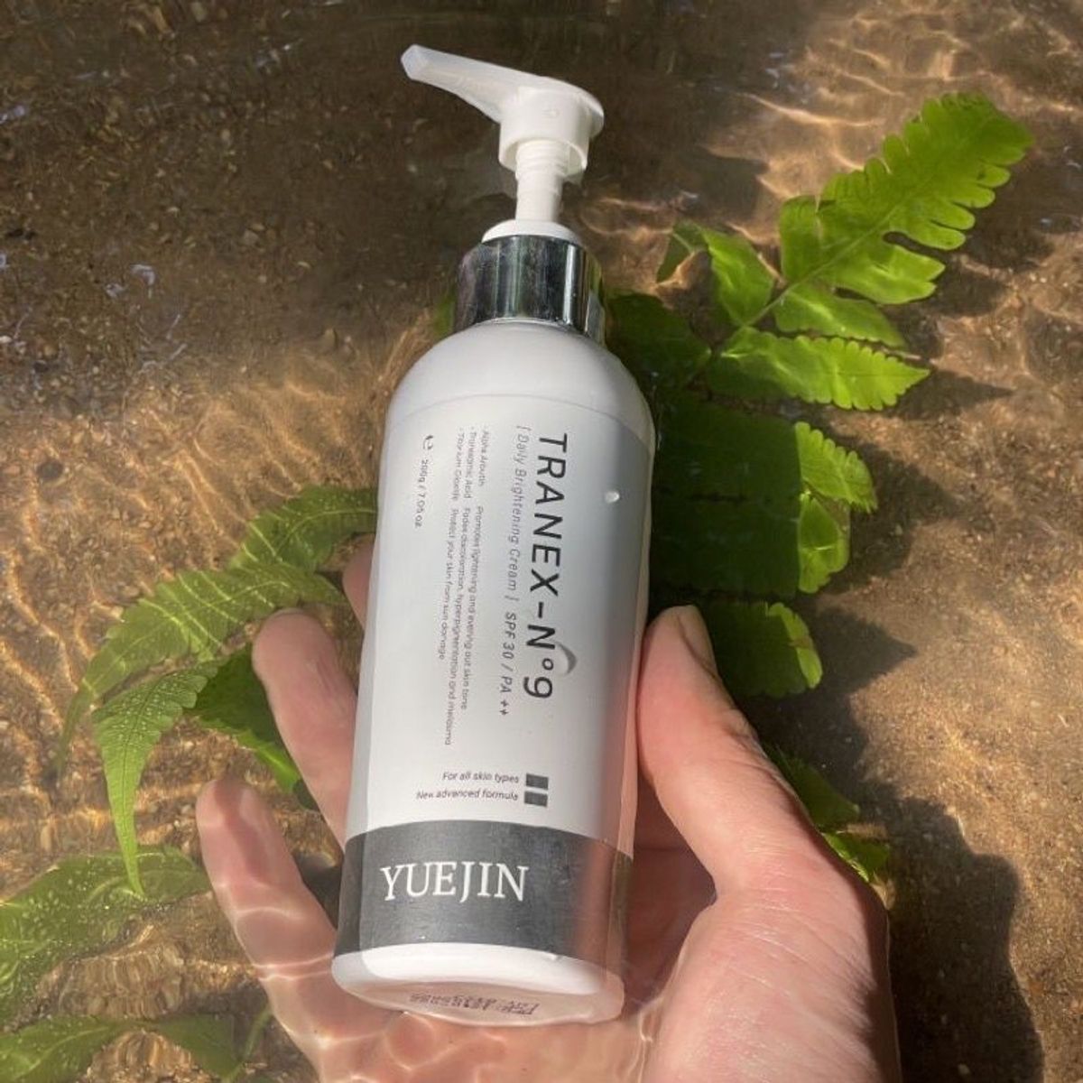Kem Dưỡng Trắng Body TRANEX-No9 dưỡng ẩm, sáng da và giảm thâm - Yuejin Kem Dưỡng Trắng Body TRANEX-No9 dưỡng ẩm, sáng da và giảm thâm - Yuejin
