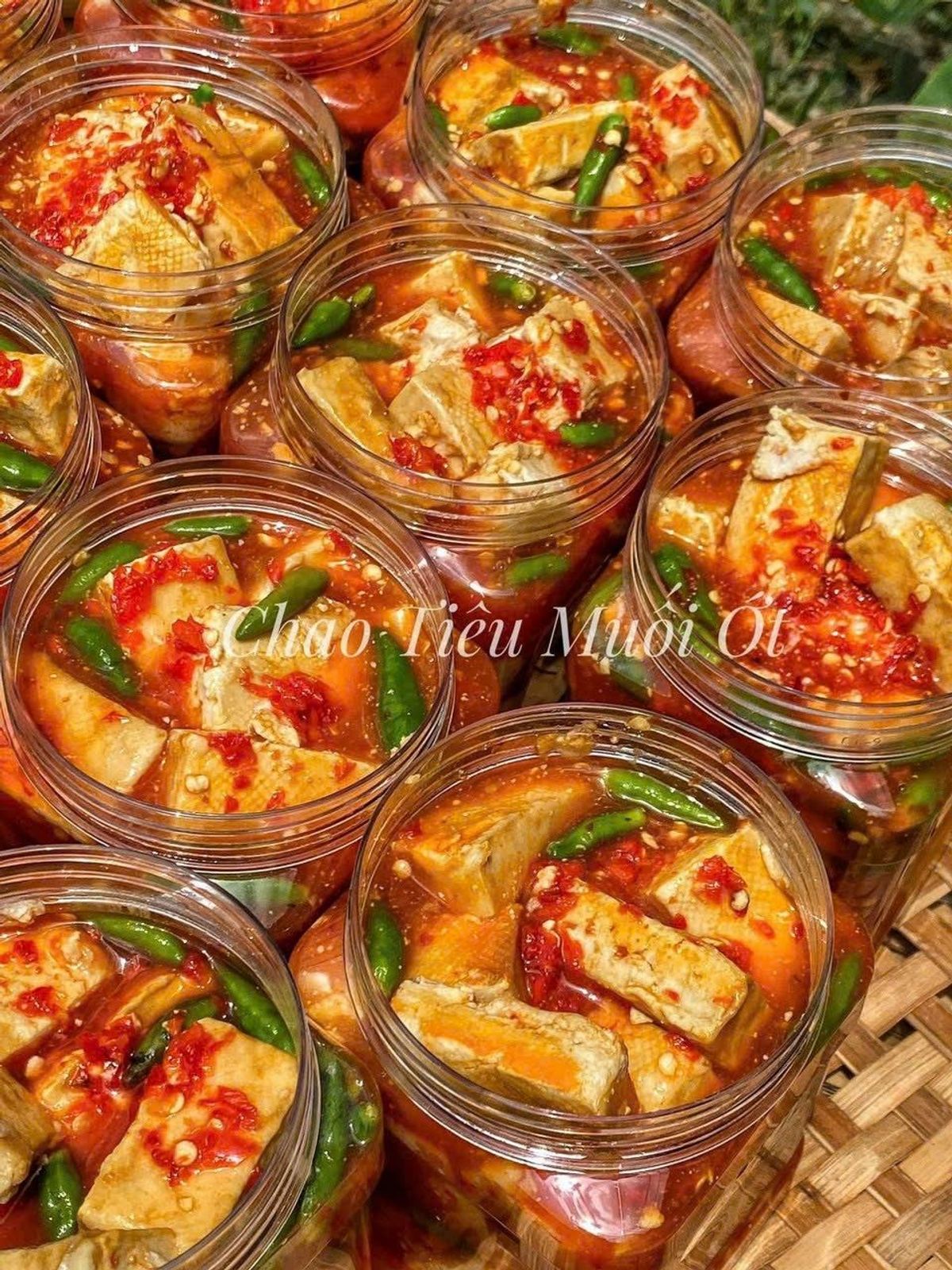CHAO TIỀU MUỐI ỚT XIÊM XANH, ĐẶC SẢN THEO MÙA - WINNIE HOUSE (chỉ đi hàng khi khách thanh toán trước) CHAO TIỀU MUỐI ỚT XIÊM XANH, ĐẶC SẢN THEO MÙA - WINNIE HOUSE (chỉ đi hàng khi khách thanh toán trước)