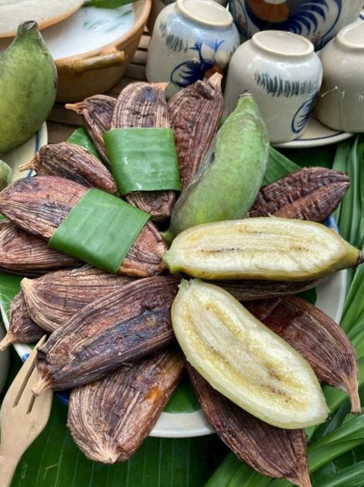 CHUỐI XIÊM HỒNG SẤY DẺO - ĐẶC SẢN MIỀN TÂY NAM BỘ 500G - WINNIE HOUSE CHUỐI XIÊM HỒNG SẤY DẺO - ĐẶC SẢN MIỀN TÂY NAM BỘ 500G - WINNIE HOUSE