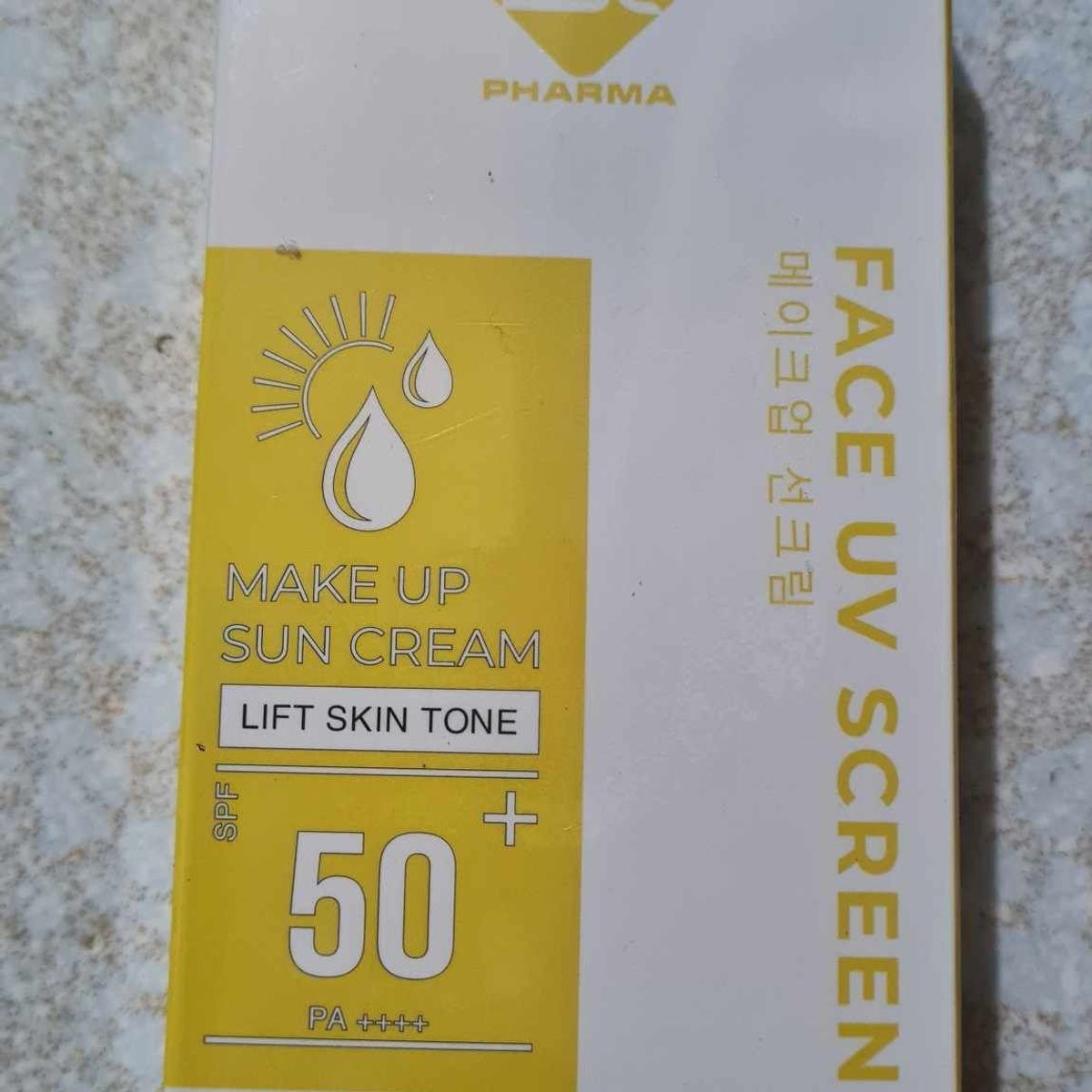 KEM CHỐNG NẮNG NÂNG TÔNG DƯỠNG DA SUN CREAM 50+ + - BSC KEM CHỐNG NẮNG NÂNG TÔNG DƯỠNG DA SUN CREAM 50+ + - BSC