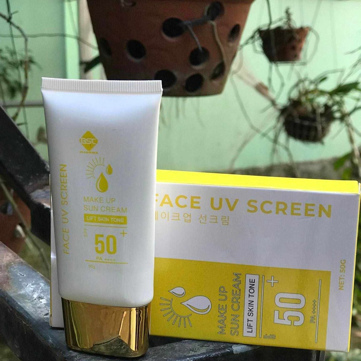 KEM CHỐNG NẮNG NÂNG TÔNG DƯỠNG DA SUN CREAM 50+ + - BSC KEM CHỐNG NẮNG NÂNG TÔNG DƯỠNG DA SUN CREAM 50+ + - BSC