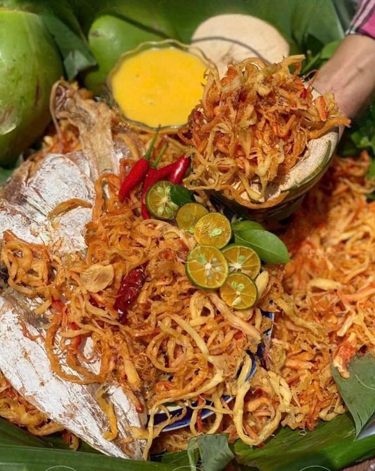 MỰC SỢI BƠ TỎI THƠM NGON CỰC MÊ 250G - WINNIE HOUSE MỰC SỢI BƠ TỎI THƠM NGON CỰC MÊ 250G - WINNIE HOUSE