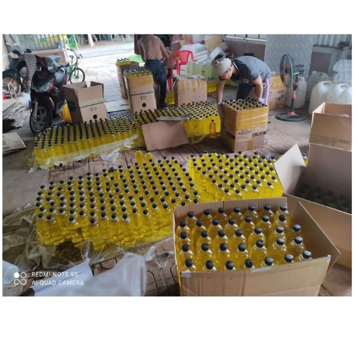 NƯỚC LAU SÀN TINH DẦU SẢ, NƯỚC CẤT TINH DẦU XẢ LAU SÀN, TINH DẦU SẢ NGUYÊN CHẤT 1 LÍT CTB333 - BECHIP NƯỚC LAU SÀN TINH DẦU SẢ, NƯỚC CẤT TINH DẦU XẢ LAU SÀN, TINH DẦU SẢ NGUYÊN CHẤT 1 LÍT CTB333 - BECHIP