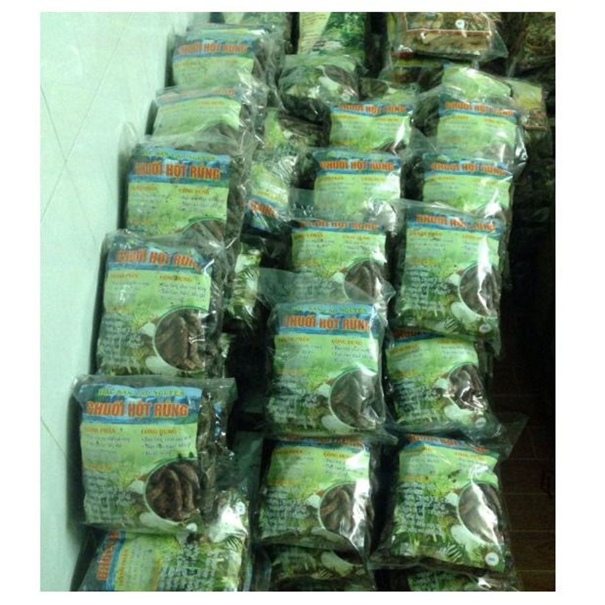 CHUỐI HỘT RỪNG TÂY NGUYÊN GOI 1KG CTB38 - BECHIP CHUỐI HỘT RỪNG TÂY NGUYÊN GOI 1KG CTB38 - BECHIP