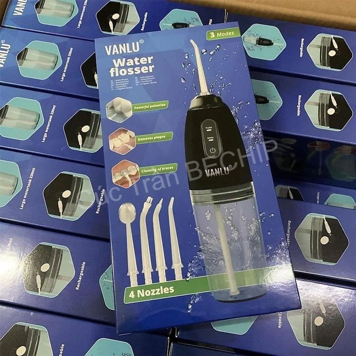 MÁY TĂM NƯỚC CAO CẤP VANLU WATERFLOSSER CHÍNH HÃNG FULL BOX, 3 CHẾ ĐỘ XỊT NƯỚC, TẶNG KÈM 4 ĐẦU XỊT - BECHIP MÁY TĂM NƯỚC CAO CẤP VANLU WATERFLOSSER CHÍNH HÃNG FULL BOX, 3 CHẾ ĐỘ XỊT NƯỚC, TẶNG KÈM 4 ĐẦU XỊT - BECHIP