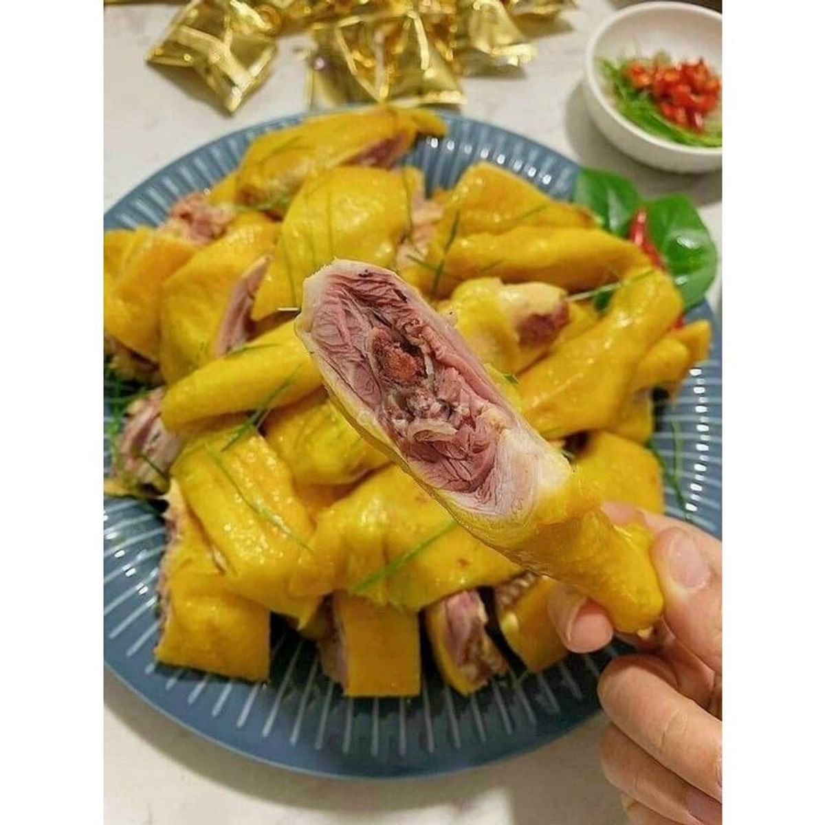 Gà ta ủ muối hoa tiêu vỉ nữa con (giao hỏa tốc TPHCM) Gà ta ủ muối hoa tiêu vỉ nữa con (giao hỏa tốc TPHCM)