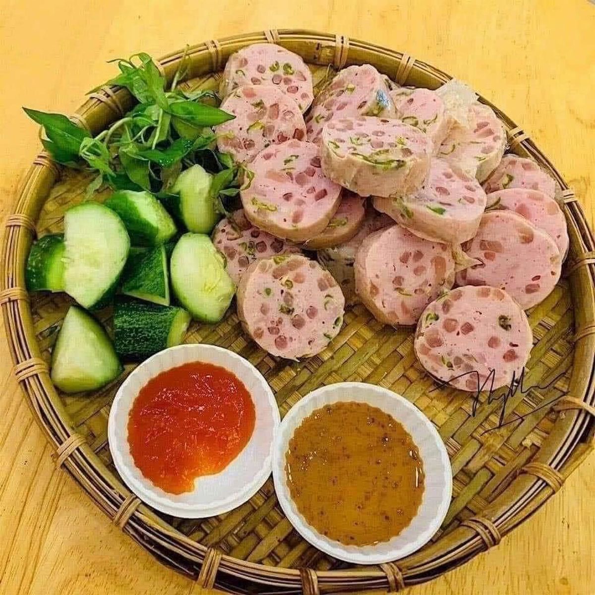 Chả da heo ớt xiêm xanh 500gr (giao hỏa tốc TPHCM) Chả da heo ớt xiêm xanh 500gr (giao hỏa tốc TPHCM)