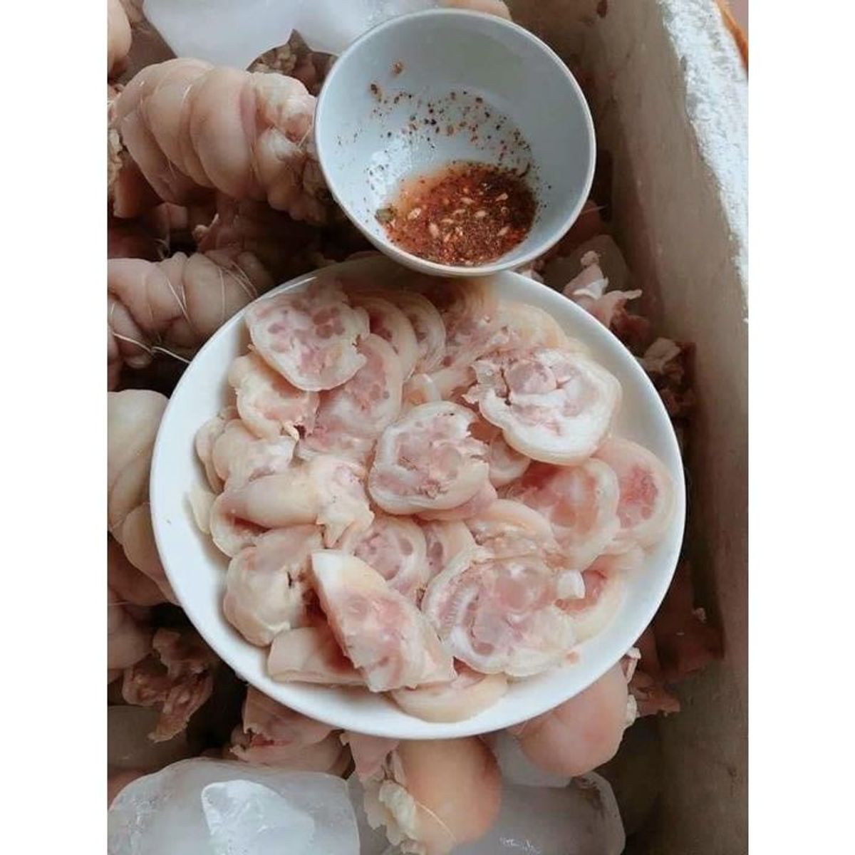 Giò heo rút xương 1kg (giao hỏa tốc tphcm) Giò heo rút xương 1kg (giao hỏa tốc tphcm)