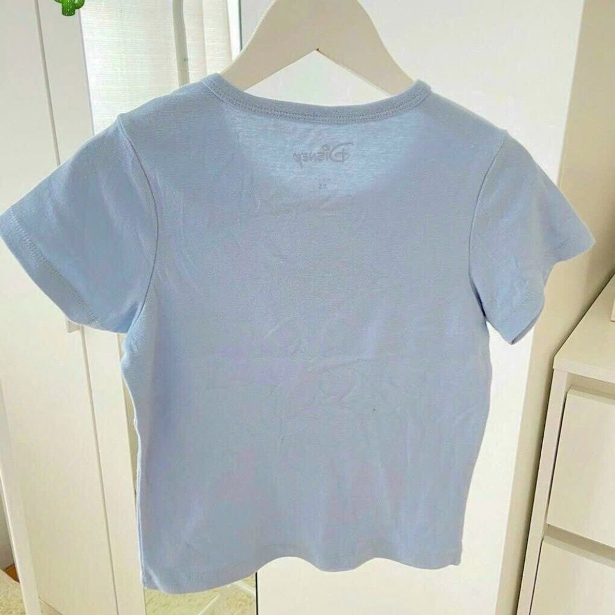 ÁO THUN NỮ CROPTOP CỔ TRÒN TAY NGẮN STICH - AUSA HOUSE ÁO THUN NỮ CROPTOP CỔ TRÒN TAY NGẮN STICH - AUSA HOUSE