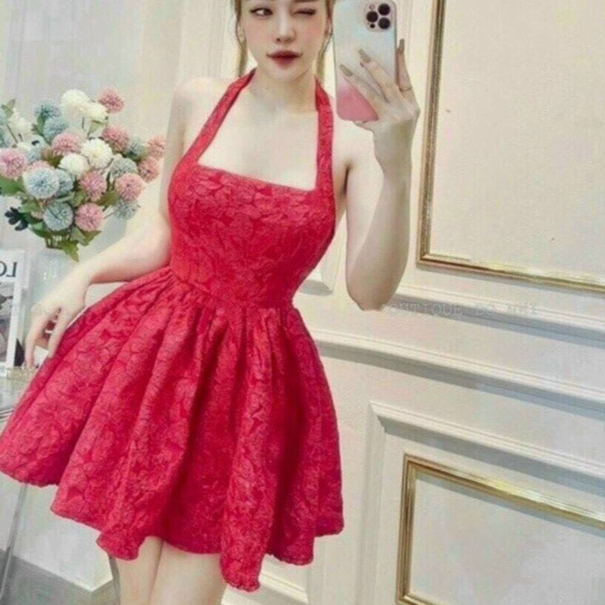 ĐẦM NỮ VẢI GẤM DÂY CỘT SAU LƯNG XÒE CÓ MÚT NGỰC - AUSA HOUSE ĐẦM NỮ VẢI GẤM DÂY CỘT SAU LƯNG XÒE CÓ MÚT NGỰC - AUSA HOUSE