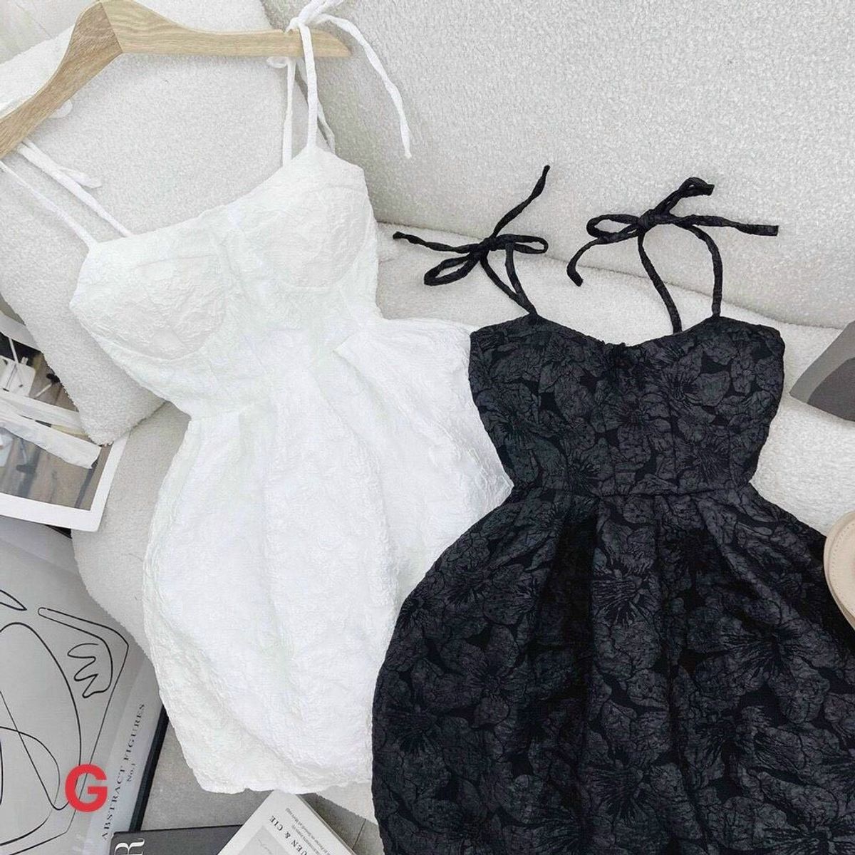 ĐẦM NỮ VẢI GẤM 2 DÂY CỘT XÒE CÓ MÚT NGỰC - AUSA HOUSE ĐẦM NỮ VẢI GẤM 2 DÂY CỘT XÒE CÓ MÚT NGỰC - AUSA HOUSE