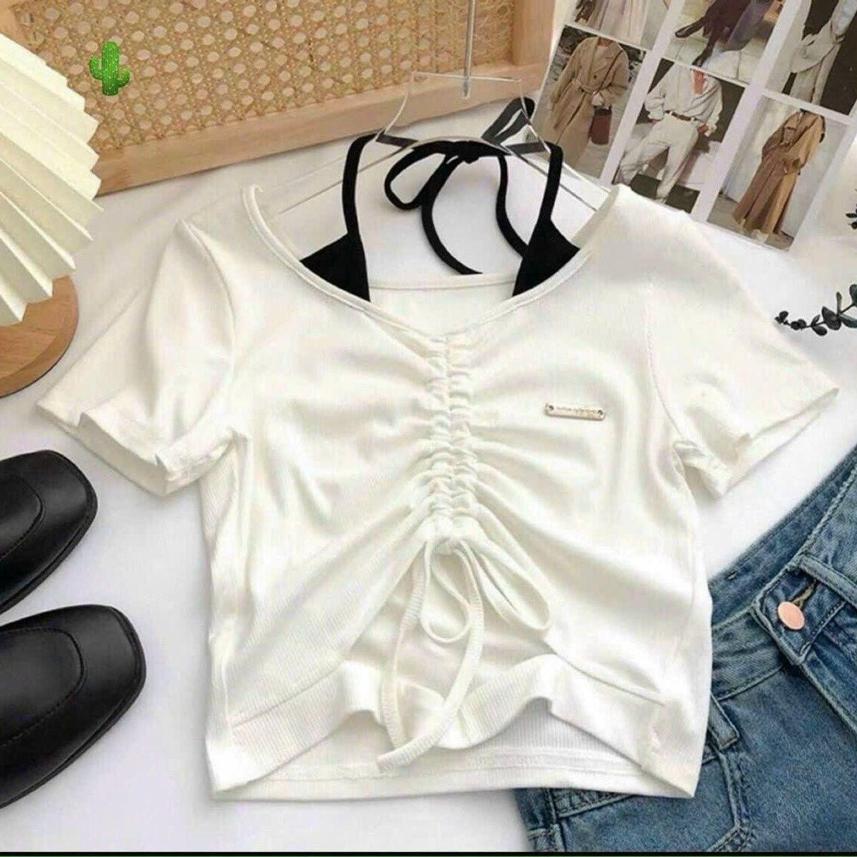 ÁO THUN NỮ CROPTOP CỔ TRÁI TIM TAY NGẮN DÂY RÚT - AUSA HOUSE ÁO THUN NỮ CROPTOP CỔ TRÁI TIM TAY NGẮN DÂY RÚT - AUSA HOUSE