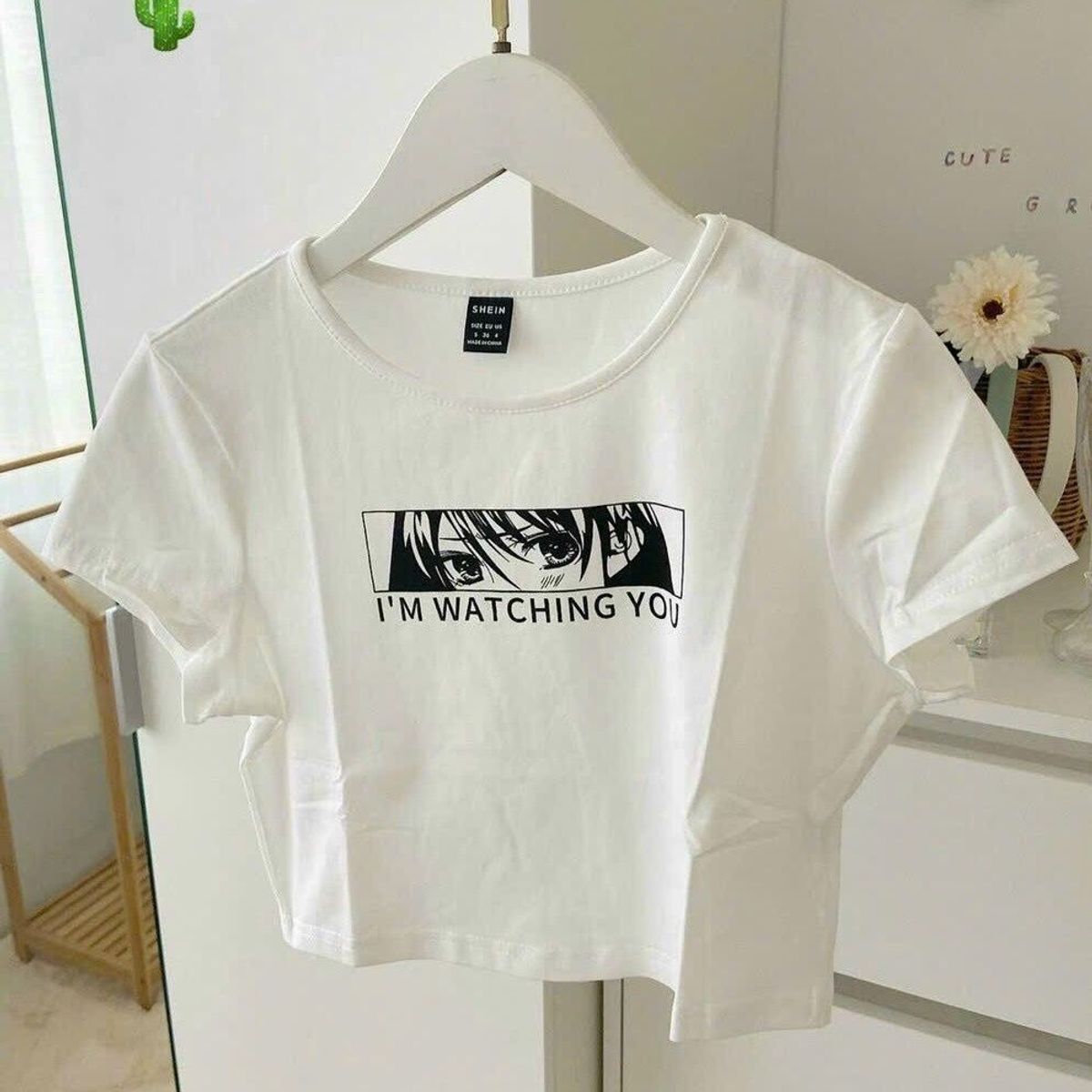 ÁO THUN NỮ CROPTOP CỔ TRÒN TAY NGẮN I'M WATCHING YOU - AUSA HOUSE ÁO THUN NỮ CROPTOP CỔ TRÒN TAY NGẮN I'M WATCHING YOU - AUSA HOUSE