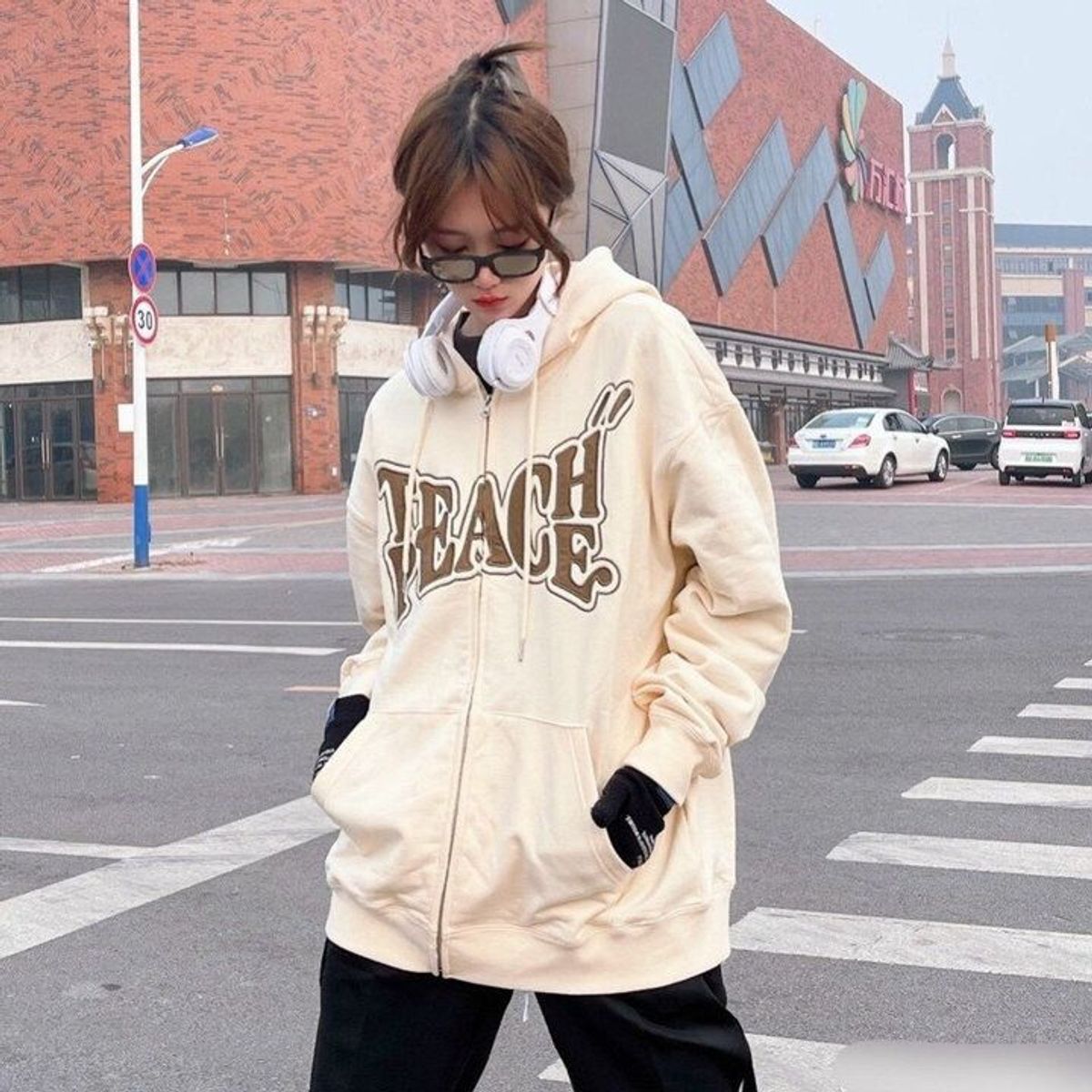 ÁO KHOÁC HOODIE ZIPPER NỈ NAM NỮ UNISEX TEACH PEACE - AUSA HOUSE ÁO KHOÁC HOODIE ZIPPER NỈ NAM NỮ UNISEX TEACH PEACE - AUSA HOUSE