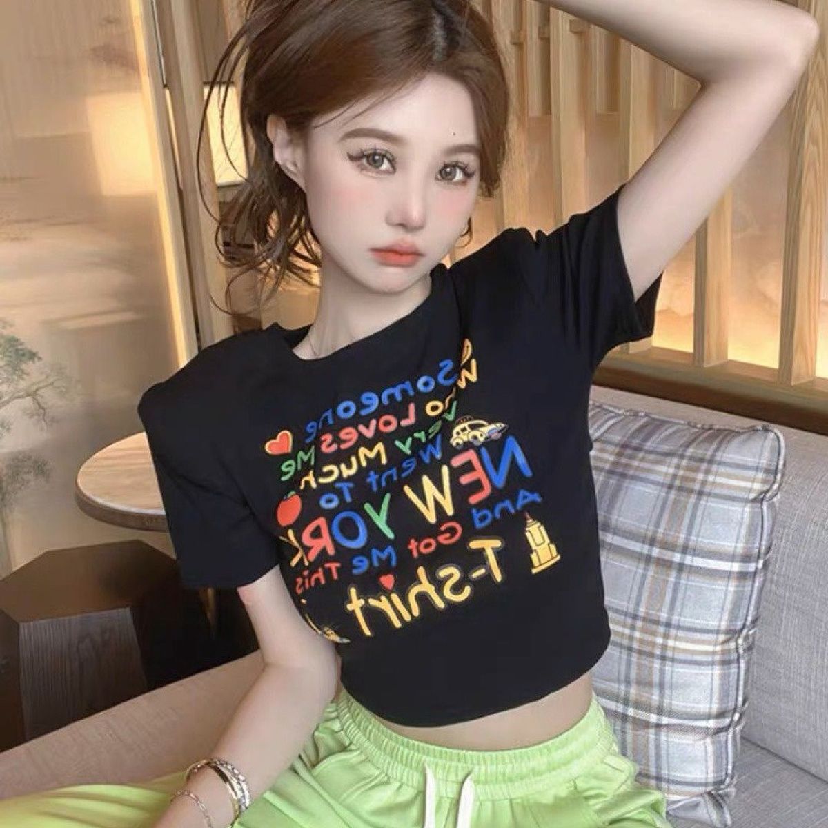 ÁO THUN NỮ CROPTOP CỔ TRÒN TAY NGẮN MÀU SẮC SINH ĐỘNG NEW YORK - AUSA HOUSE ÁO THUN NỮ CROPTOP CỔ TRÒN TAY NGẮN MÀU SẮC SINH ĐỘNG NEW YORK - AUSA HOUSE