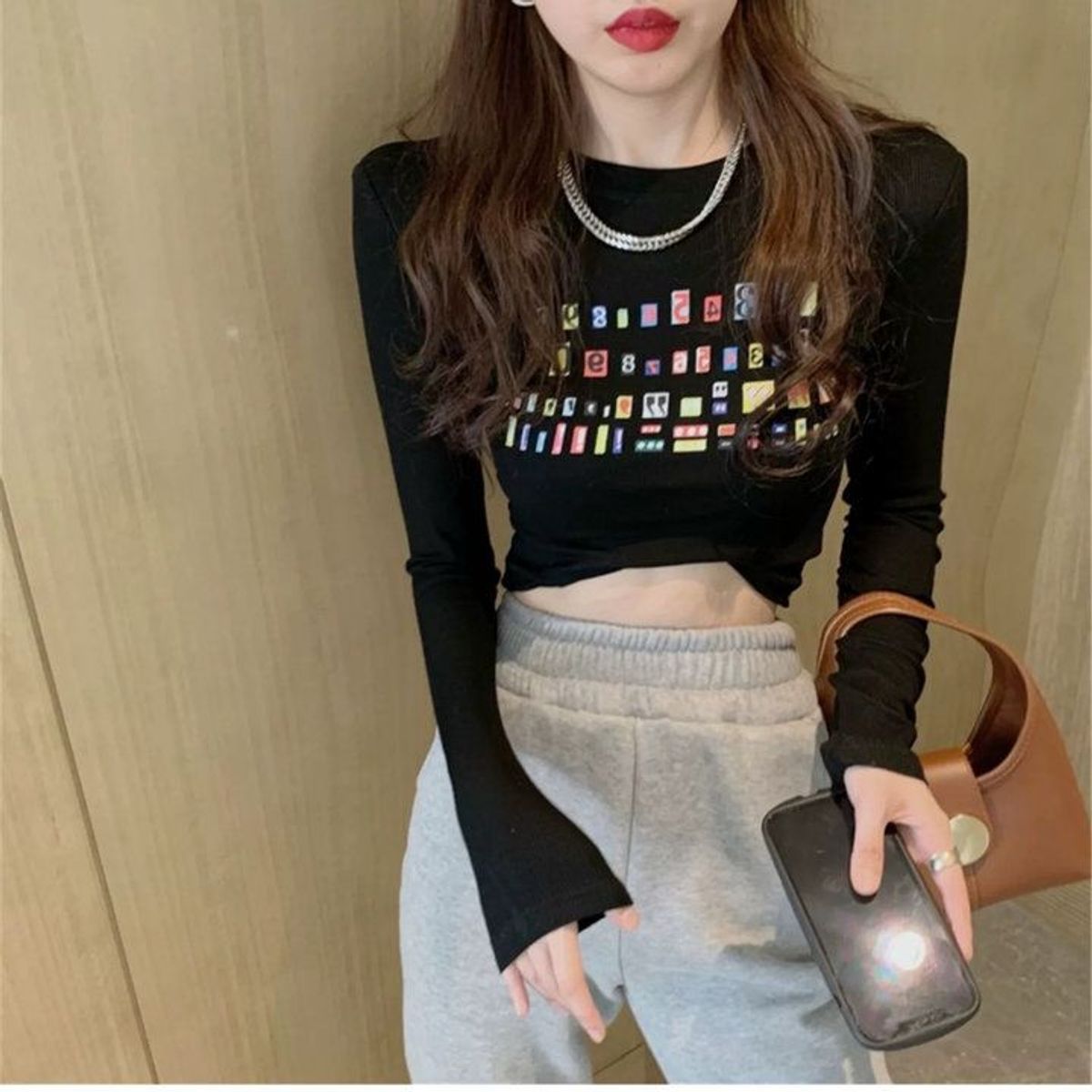 ÁO KIỂU HỌA TIẾT CHỮU MÀU TAY DÀI THUN GÂN TĂM LẠNH - LÊ PHƯƠNG BOUTIQUE ÁO KIỂU HỌA TIẾT CHỮU MÀU TAY DÀI THUN GÂN TĂM LẠNH - LÊ PHƯƠNG BOUTIQUE