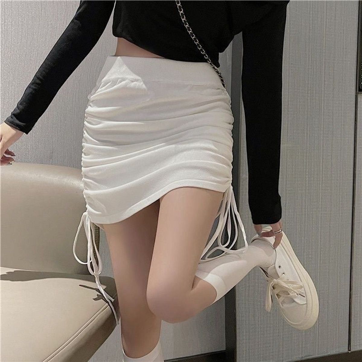 CHÂN VÁY RÚT ÔM BODY THUN RIP - LÊ PHƯƠNG BOUTIQUE CHÂN VÁY RÚT ÔM BODY THUN RIP - LÊ PHƯƠNG BOUTIQUE