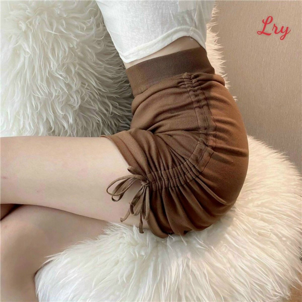 CHÂN VÁY RÚT ÔM BODY THUN RIP - LÊ PHƯƠNG BOUTIQUE CHÂN VÁY RÚT ÔM BODY THUN RIP - LÊ PHƯƠNG BOUTIQUE