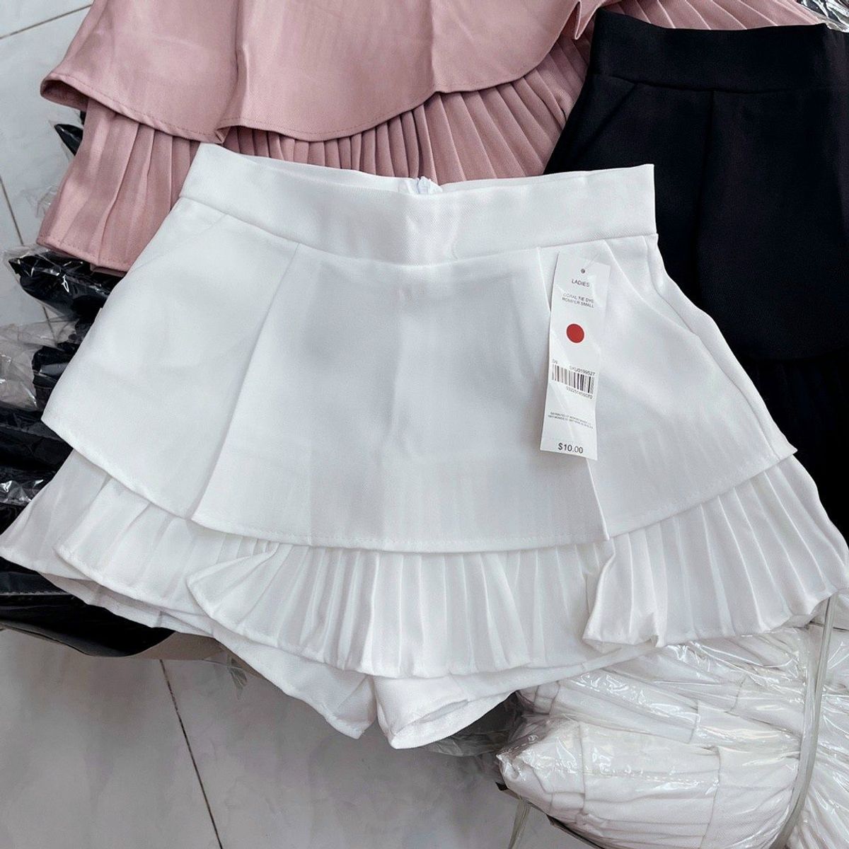 CHÂN VÁY TẦNG DẬP LY QUỐC DÂN - LÊ PHƯƠNG BOUTIQUE CHÂN VÁY TẦNG DẬP LY QUỐC DÂN - LÊ PHƯƠNG BOUTIQUE