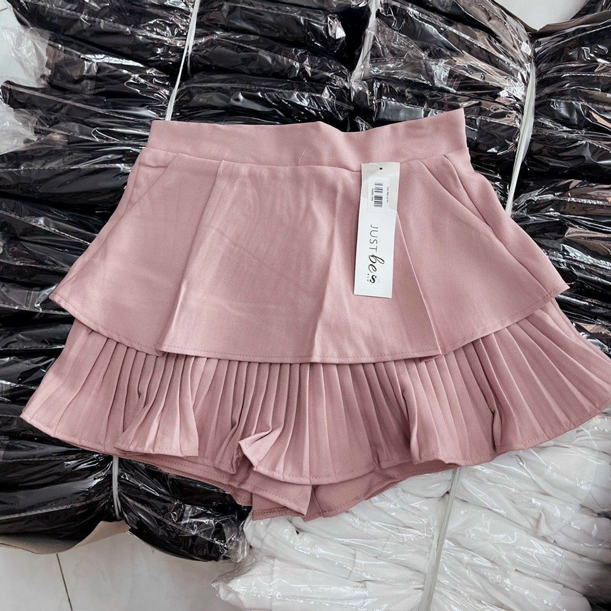 CHÂN VÁY TẦNG DẬP LY QUỐC DÂN - LÊ PHƯƠNG BOUTIQUE CHÂN VÁY TẦNG DẬP LY QUỐC DÂN - LÊ PHƯƠNG BOUTIQUE