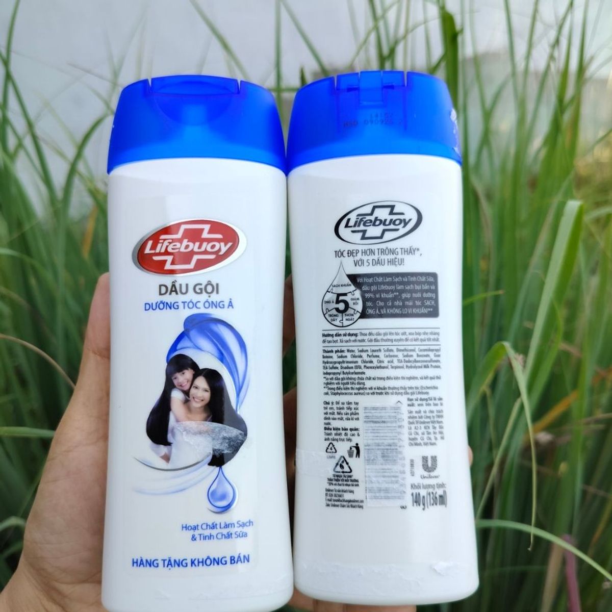 DẦU GỘI DẦU LIFEBOUY DƯỠNG TÓC ÓNG Ả 140G CTB140 - BECHIP DẦU GỘI DẦU LIFEBOUY DƯỠNG TÓC ÓNG Ả 140G CTB140 - BECHIP