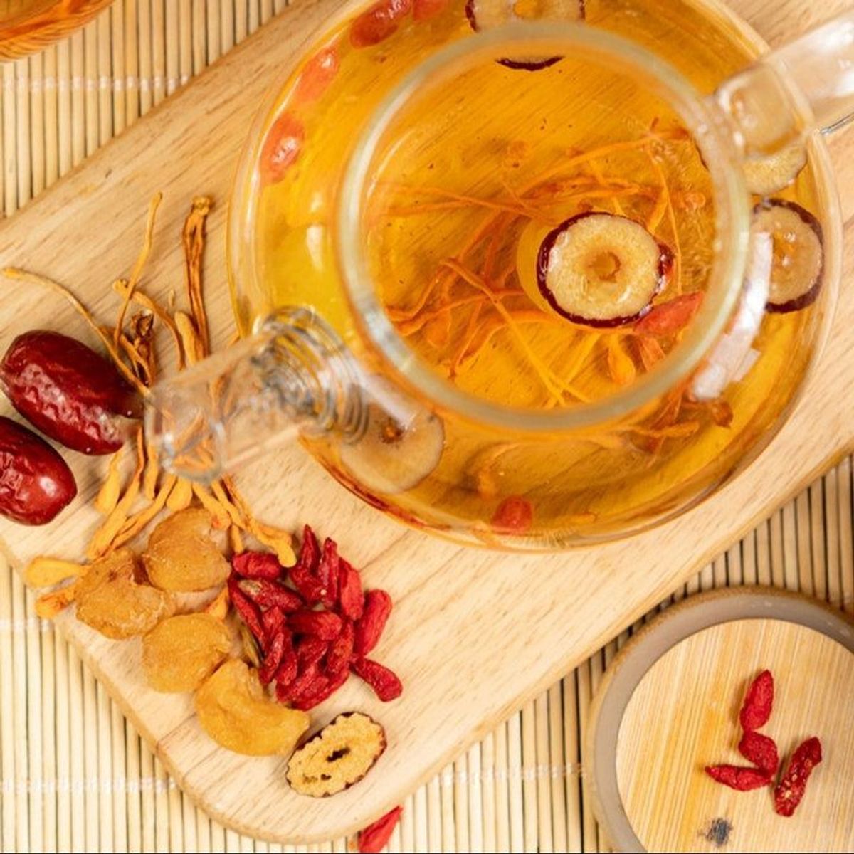 TRÀ ĐÔNG TRÙNG TỨ VỊ