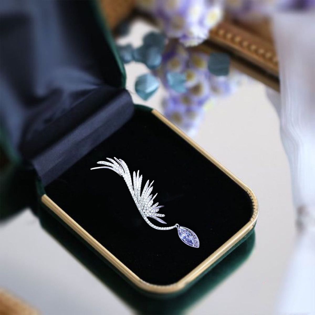Pin cài áo nữ hình cánh thiên thần đính đá zircon thanh lịch thời trang Pin cài áo nữ hình cánh thiên thần đính đá zircon thanh lịch thời trang