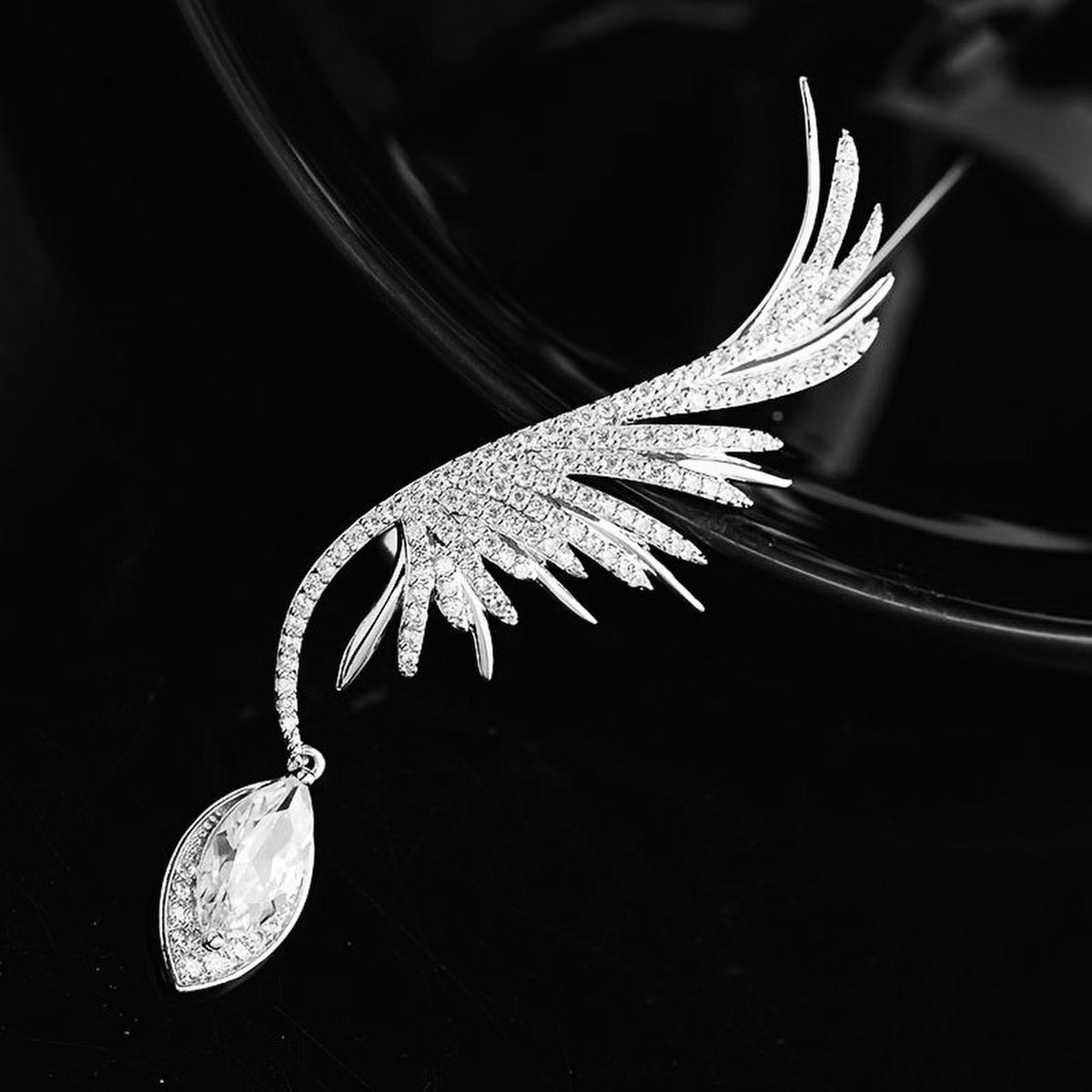 Pin cài áo nữ hình cánh thiên thần đính đá zircon thanh lịch thời trang Pin cài áo nữ hình cánh thiên thần đính đá zircon thanh lịch thời trang