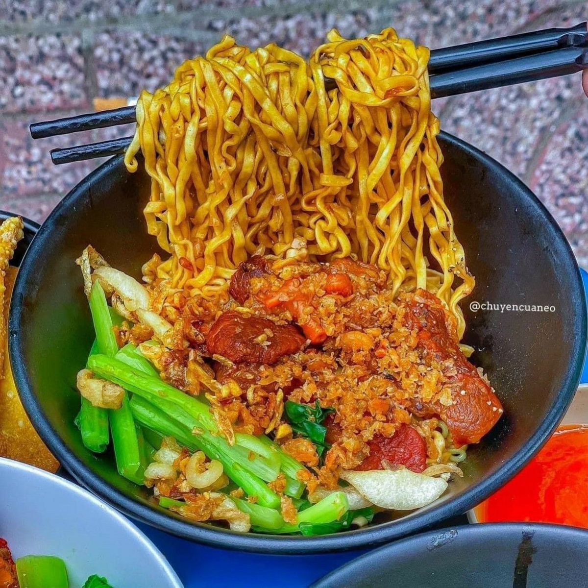MÌ SỢI RAU CỦ SỢI PHỞ, ĂN LẨU, XÀO, TRỘN HAY NẤU NƯỚC ĐỀU NGON 1kg MÌ SỢI RAU CỦ SỢI PHỞ, ĂN LẨU, XÀO, TRỘN HAY NẤU NƯỚC ĐỀU NGON 1kg