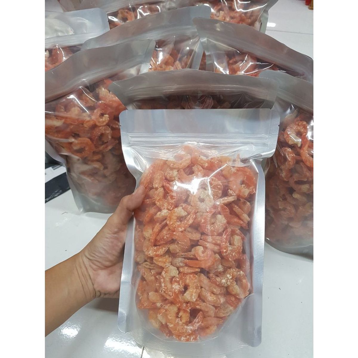 100g Tôm khô không đầu, bóc vỏ, ngon mềm, ngọt nước, dai, không tanh, hàng cao cấp loại 1 - CTB709 100g Tôm khô không đầu, bóc vỏ, ngon mềm, ngọt nước, dai, không tanh, hàng cao cấp loại 1 - CTB709