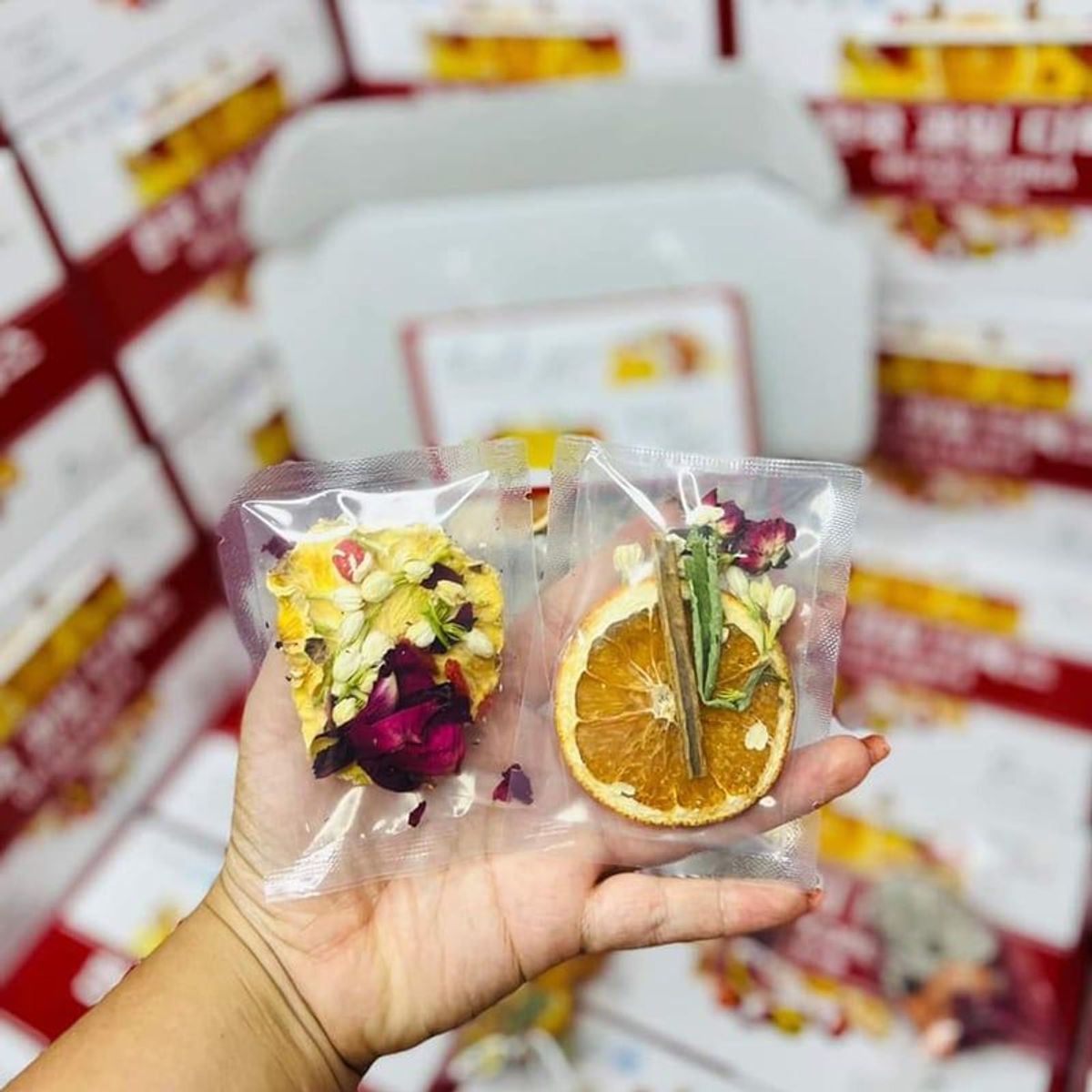 TRÀ TRÁI CÂY SẤY KHÔ, DETOX THANH LỌC CƠ THỂ HỘP 25 GÓI - WINNIE HOUSE TRÀ TRÁI CÂY SẤY KHÔ, DETOX THANH LỌC CƠ THỂ HỘP 25 GÓI - WINNIE HOUSE