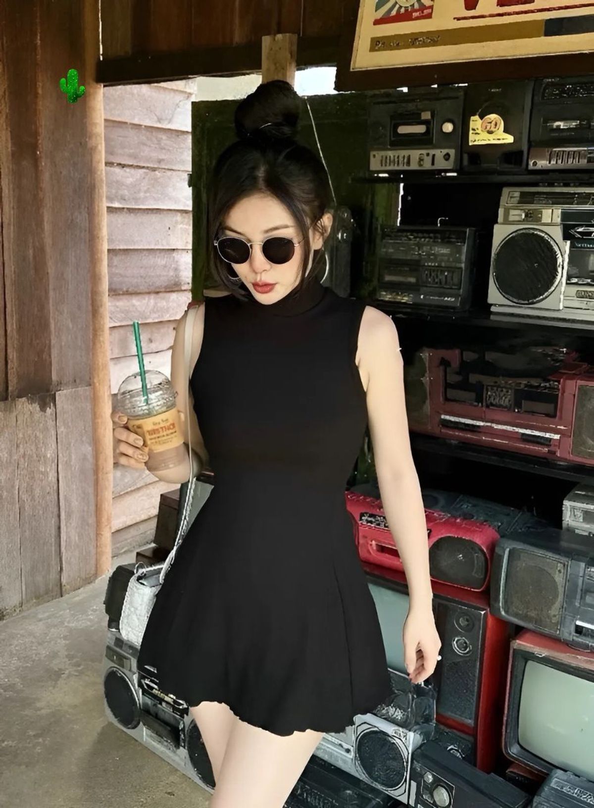 ĐẦM XOÈ CỔ LỌ KÈM QUẦN NGẮN - LÊ PHƯƠNG BOUTIQUE ĐẦM XOÈ CỔ LỌ KÈM QUẦN NGẮN - LÊ PHƯƠNG BOUTIQUE