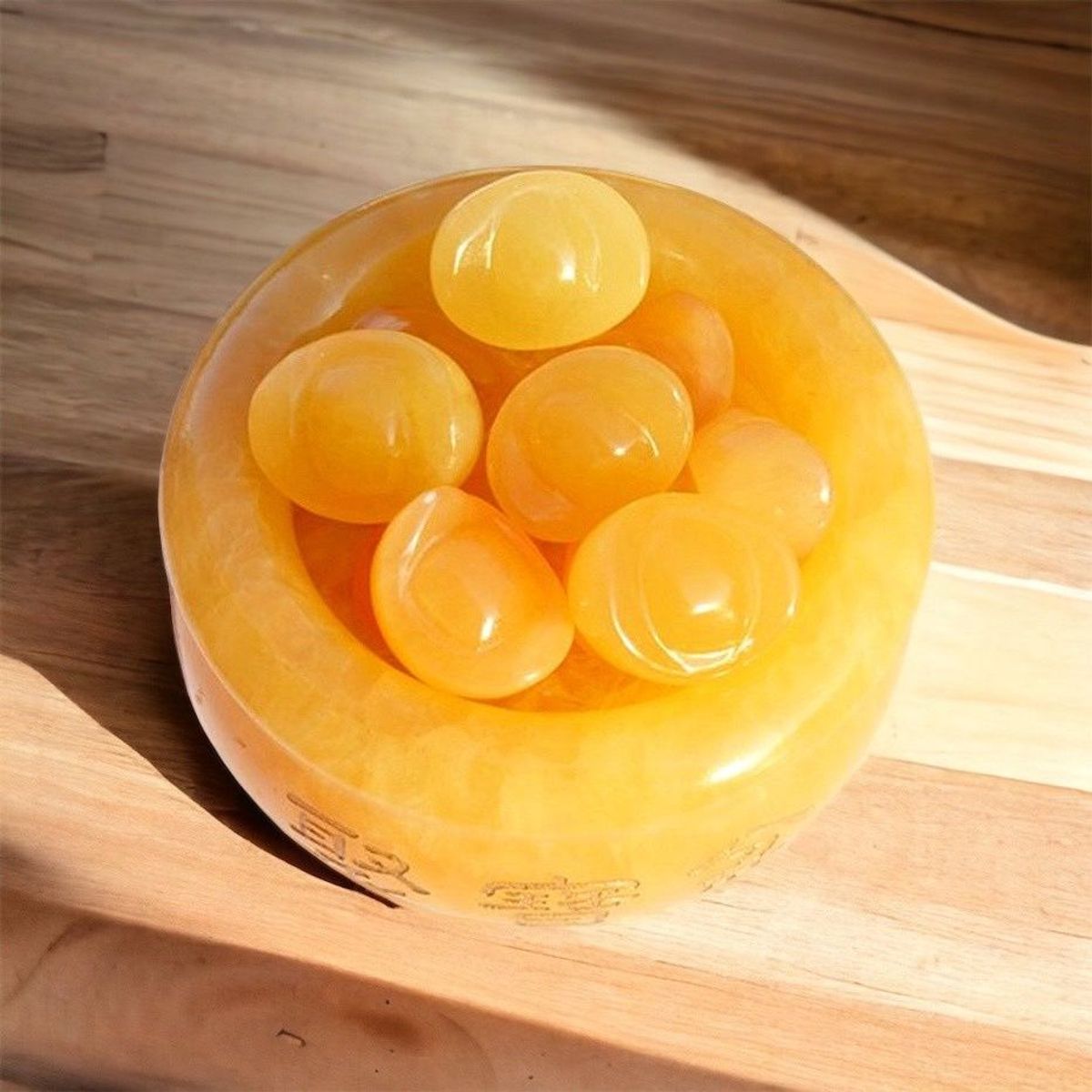 BÁT TỤ BẢO ĐÁ NGỌC HOÀNG LONG THIÊN NHIÊN TẶNG CHÍN THỎI TIỀN - THẮNG GIANG BÁT TỤ BẢO ĐÁ NGỌC HOÀNG LONG THIÊN NHIÊN TẶNG CHÍN THỎI TIỀN - THẮNG GIANG