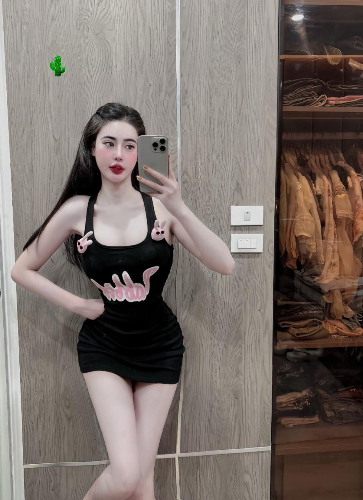 ĐẦM BODY ĐÍNH THỎ THUN BORIP - LÊ PHƯƠNG BOUTIQUE ĐẦM BODY ĐÍNH THỎ THUN BORIP - LÊ PHƯƠNG BOUTIQUE