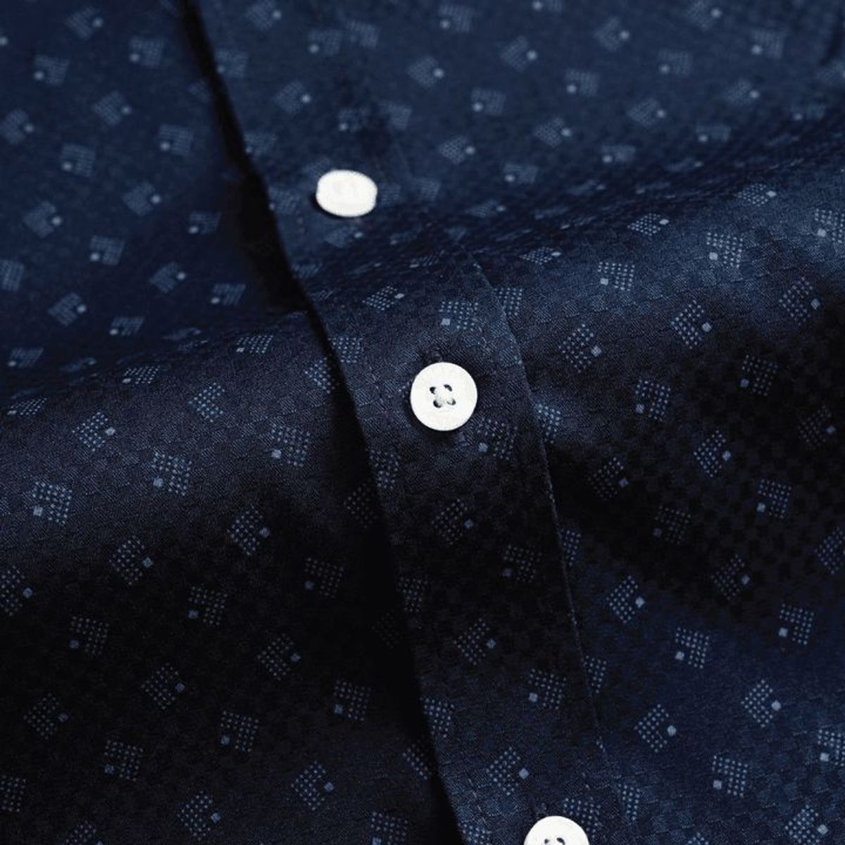 ÁO SƠ MI NAM DÀI TAY ALIGRO CỔ BẺ DÁNG ÔM BODY 100% CHẤT COTTON NAVY VÂN Ô ALGS223 - ALIGRO ÁO SƠ MI NAM DÀI TAY ALIGRO CỔ BẺ DÁNG ÔM BODY 100% CHẤT COTTON NAVY VÂN Ô ALGS223 - ALIGRO
