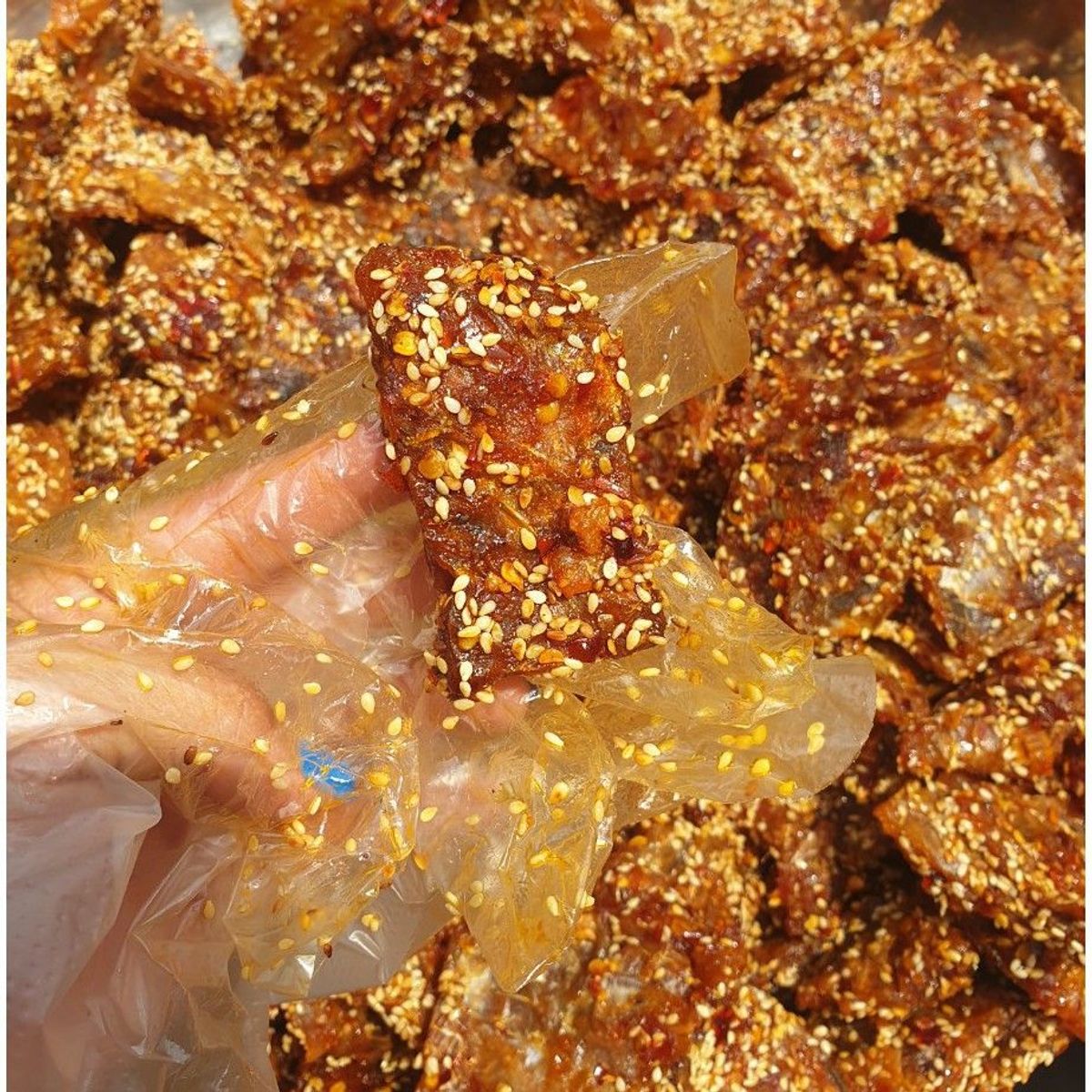 Cá bò lát rim tẩm mè ăn liền vị ngon khó cưỡng, Đặc sản Đà Nẵng hủ 500g - CTB724 Cá bò lát rim tẩm mè ăn liền vị ngon khó cưỡng, Đặc sản Đà Nẵng hủ 500g - CTB724
